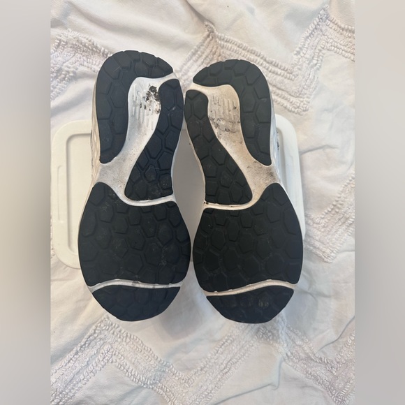 NEW BALANCE, MEN, NB520, SIZE 11.5 - Picture 7 of 8